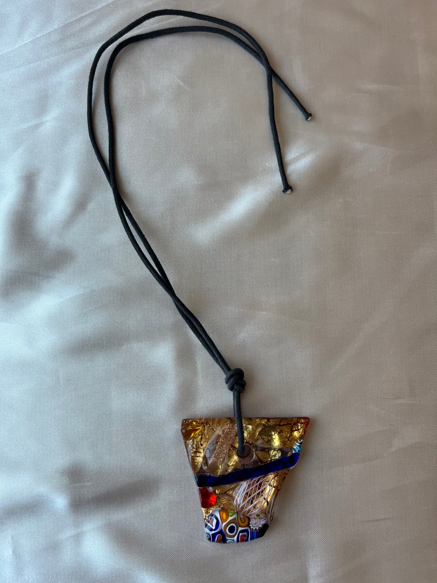 Glass Artsy Pendant Necklace