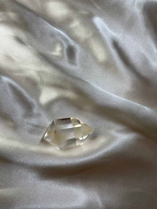 CLEAR QUARTZ - DOUBLE POINT